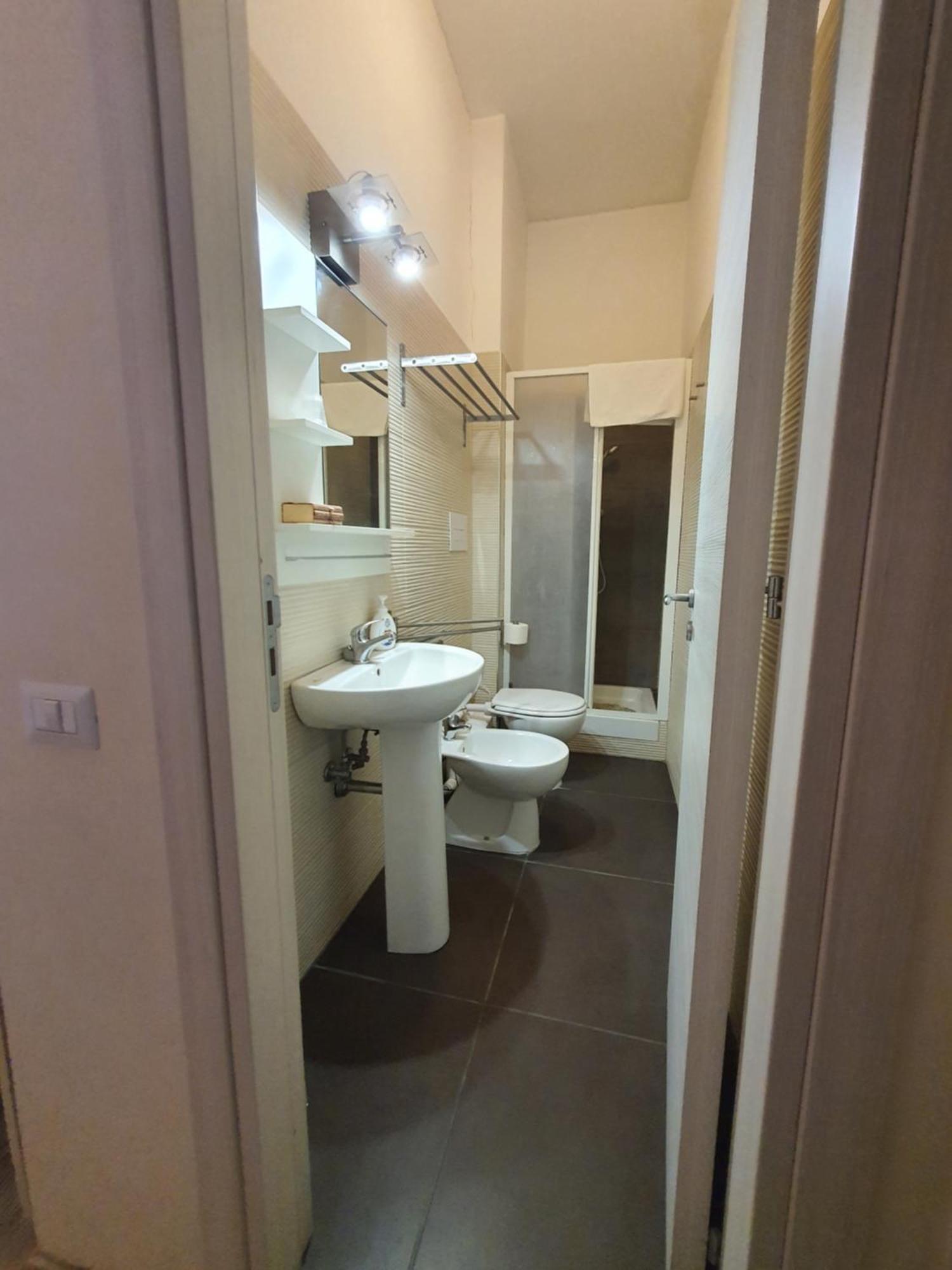 4Rooms Guest House Free Wi-Fi Salerno Szoba fotó