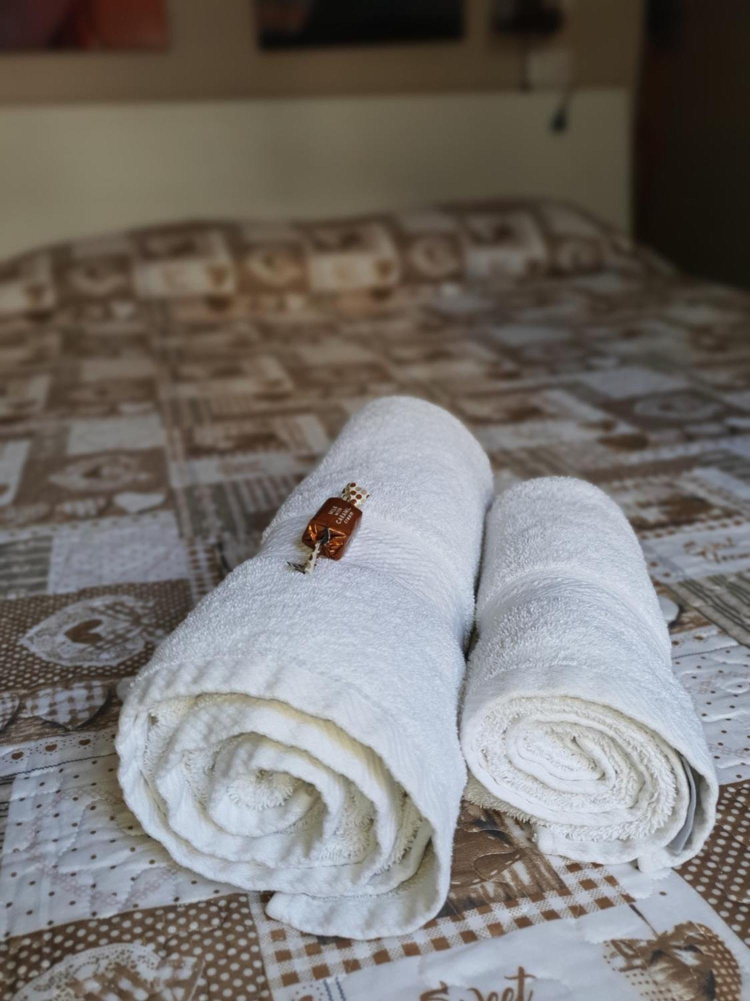 4Rooms Guest House Free Wi-Fi Salerno Kültér fotó
