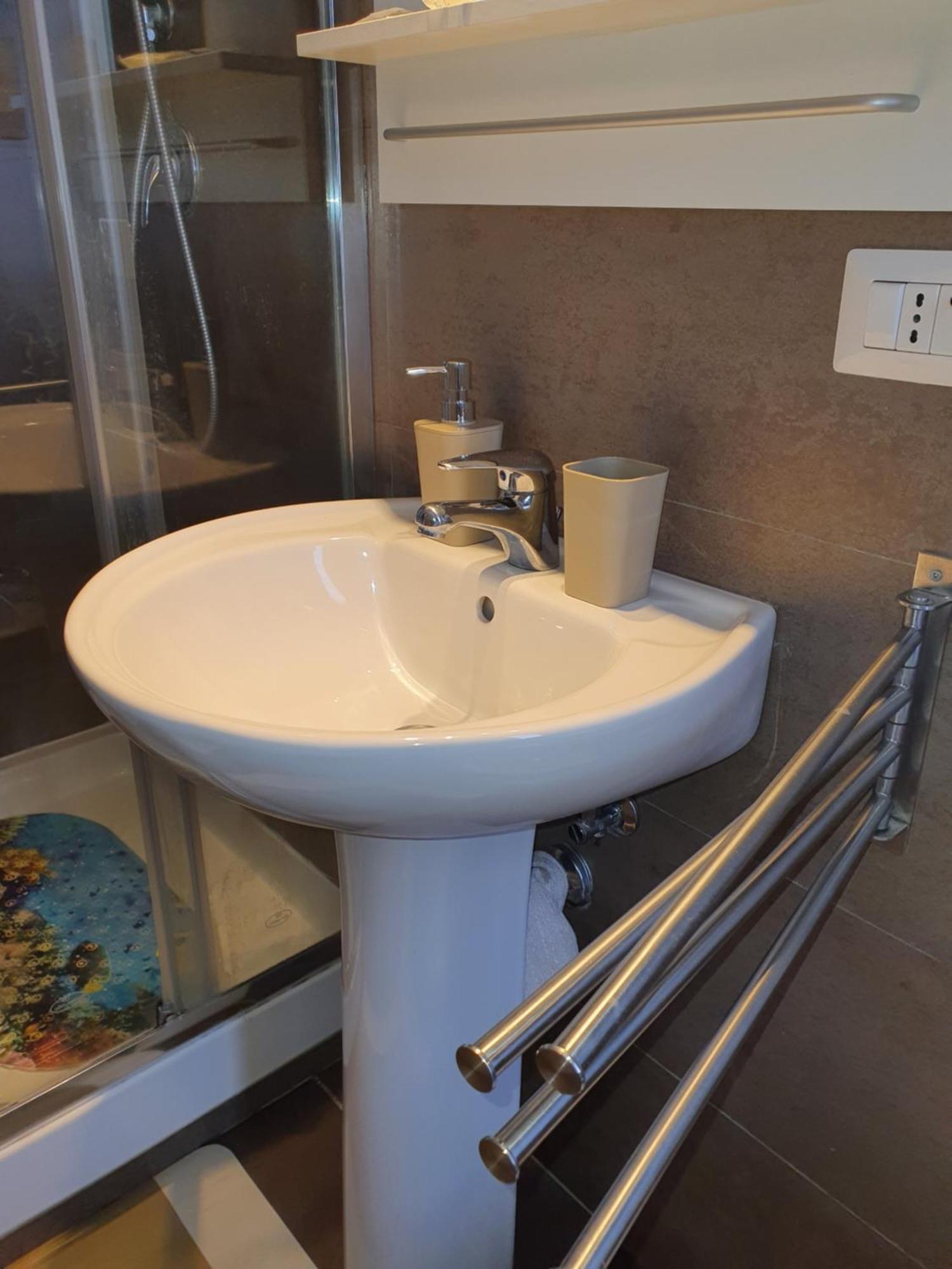 4Rooms Guest House Free Wi-Fi Salerno Kültér fotó