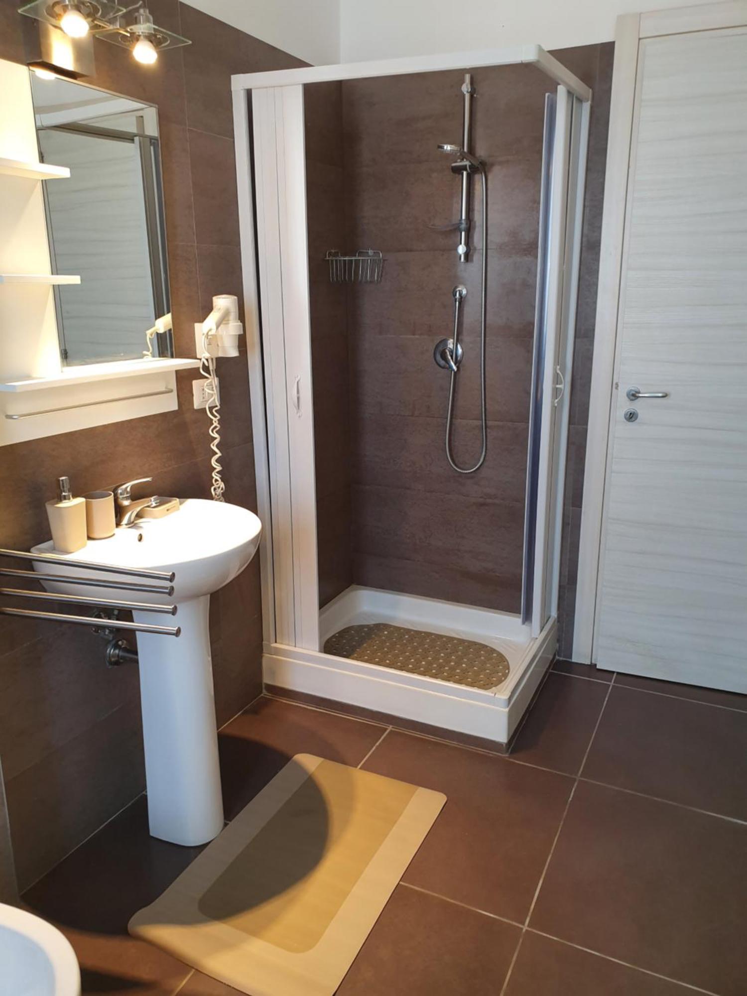 4Rooms Guest House Free Wi-Fi Salerno Kültér fotó