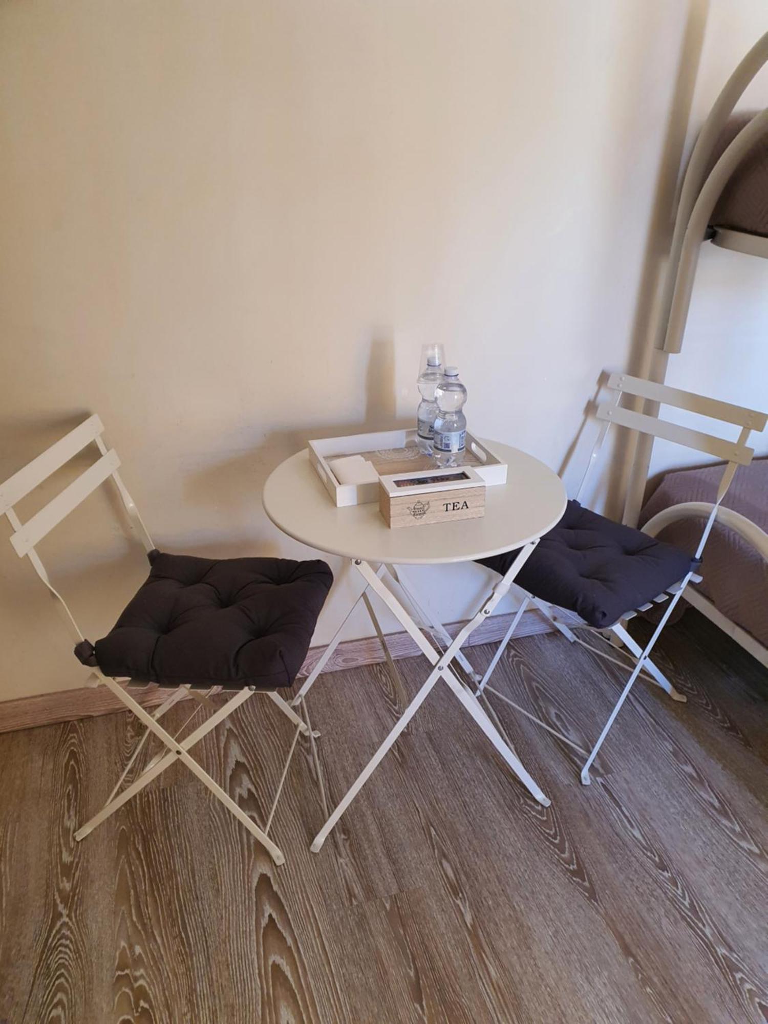4Rooms Guest House Free Wi-Fi Salerno Kültér fotó