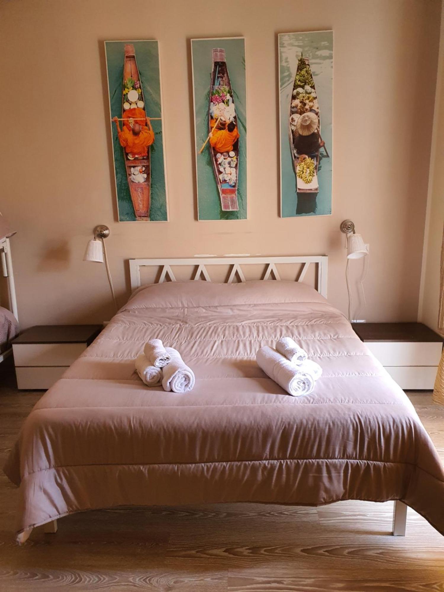 4Rooms Guest House Free Wi-Fi Salerno Kültér fotó